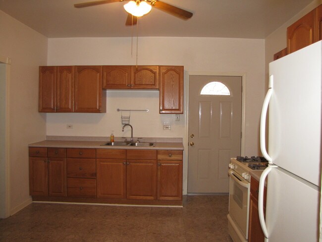 Photo - 154 Pearl St Unidad 2