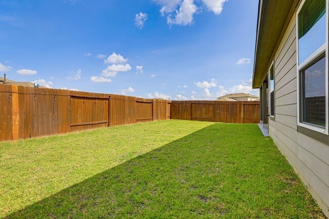 7619-7619 Ramsgate Cliff Ln