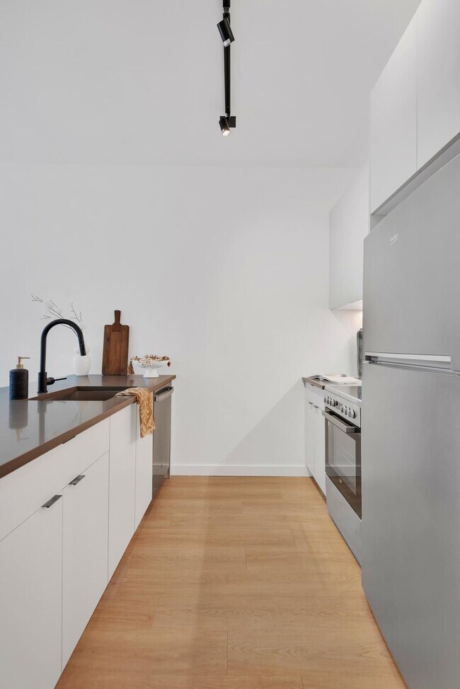 Photo - 328 Pacific Ave Unit B40