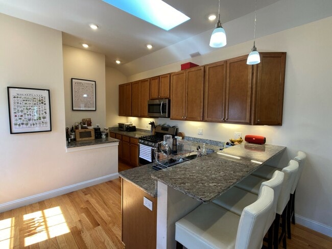 Photo - 14 Flint St Unit 1