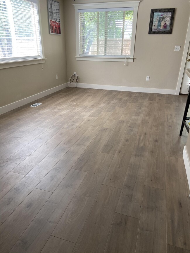 Photo - 663 E Auburn Fields Way