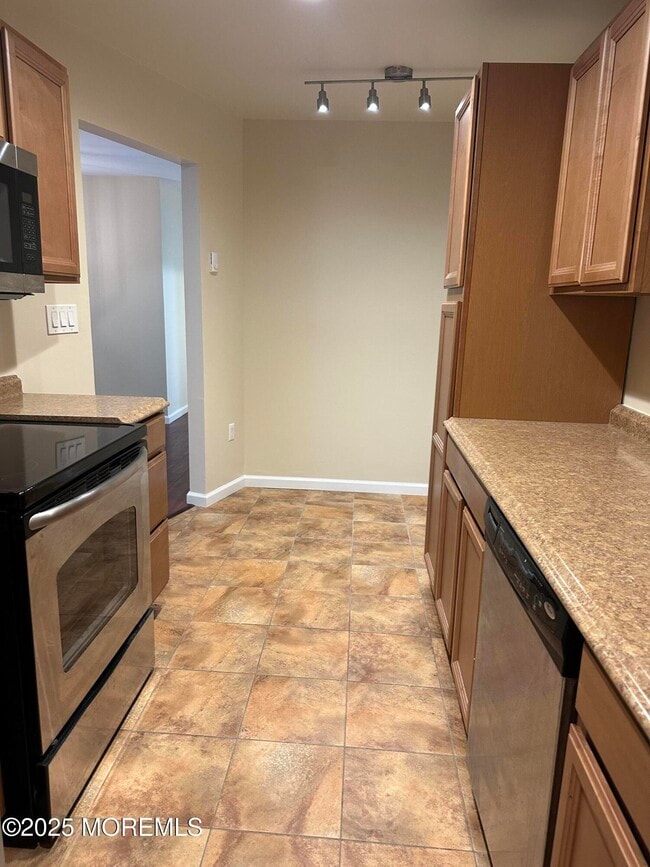 Building Photo - 97 Arrowood Rd Rental
