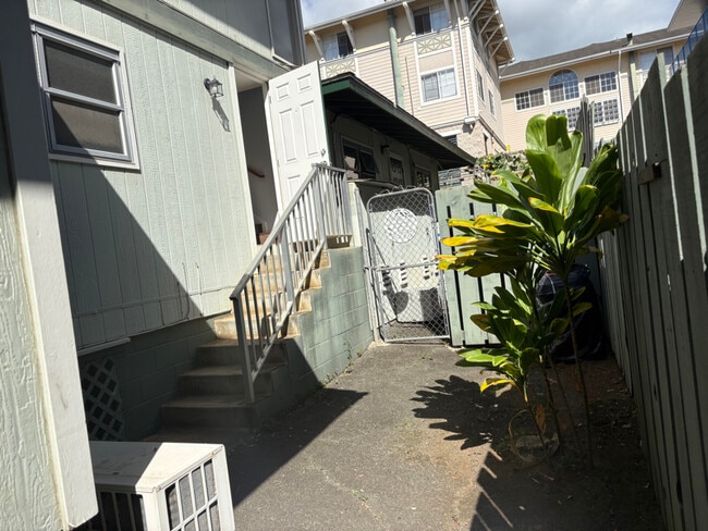 Photo - 2318 Seaview Ave