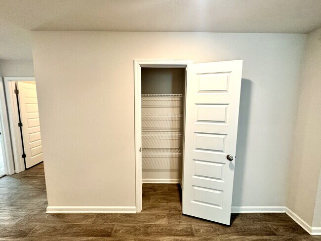 Photo - New rental in Brighton Oaks! Conveniently located off Hwy 231, this community conveniently close ...