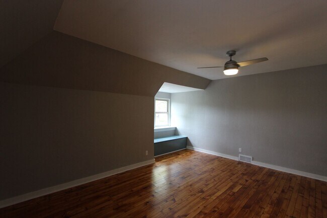 Photo - 6024 Jackson St Unit Flr. 3