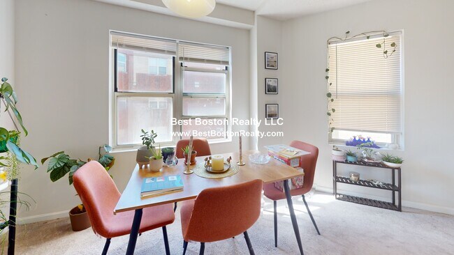 Photo - 175 Beacon St Unidad 314