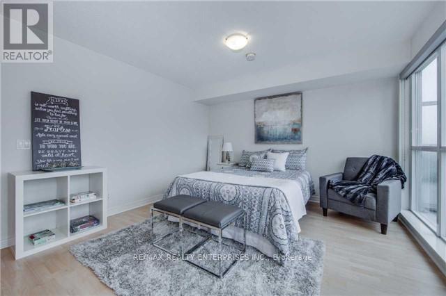 Photo - 60 Town Centre Court Unité 811