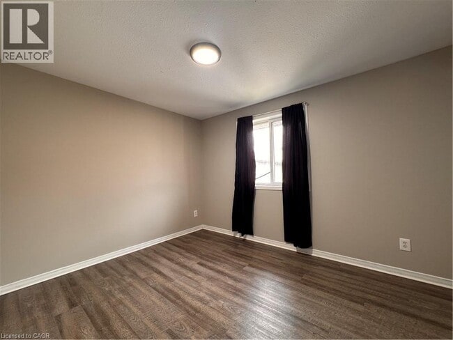 Photo - 44 Walnut St Unit B11