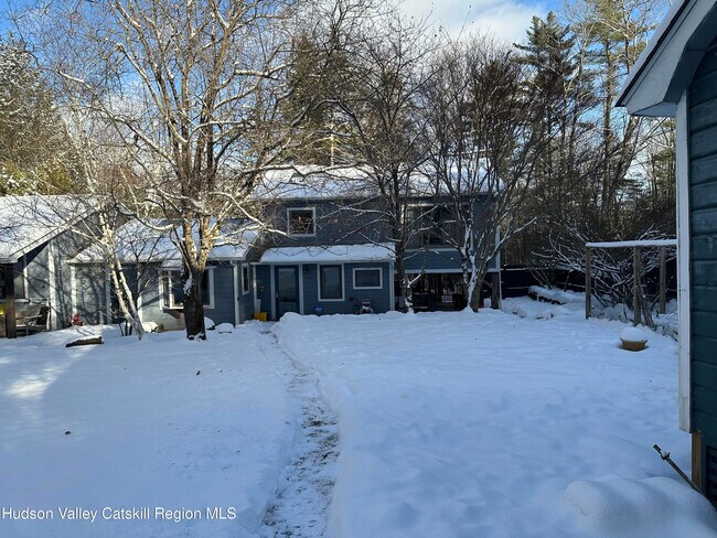 Photo - 180 Yerry Hill Rd