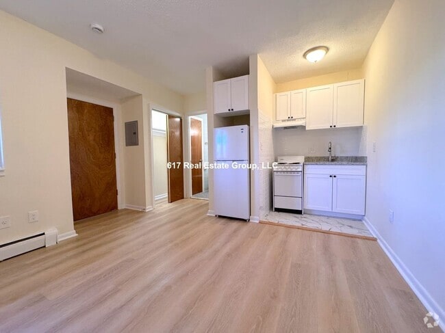 Building Photo - 2018 Commonwealth Ave Rental