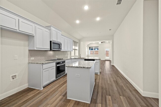 Photo - 1000 Mason St