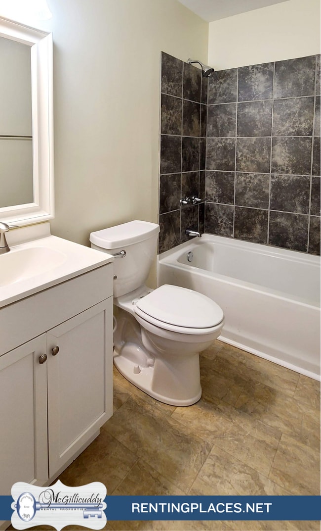 Photo - 1202 Holden Dr