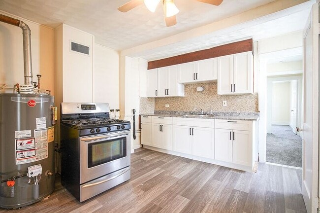 Photo - 32 Joy St Unit 2R