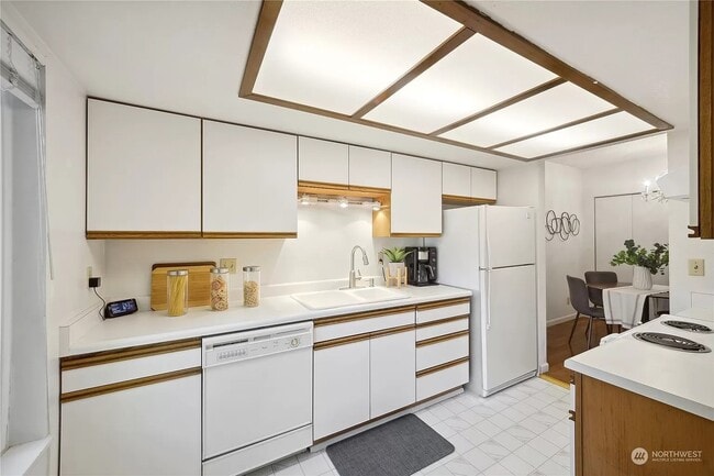 Photo - 17529 151st Ave SE Unit Renton