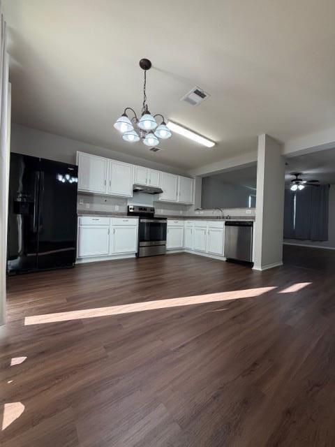 Photo - 801 Dawlish Dr