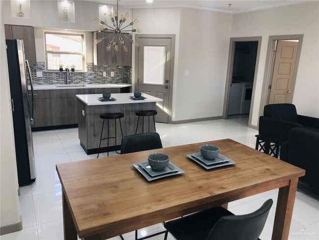 Photo - 3302 S Sugar Rd Unit H