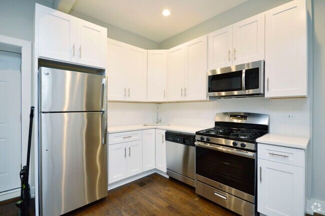 Building Photo - Cozy Renovated 1 Bedroom in West Town Unit 1R Rental