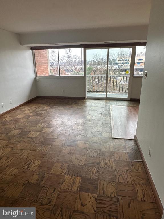 Photo - 5801 Quantrell Ave Unit 407