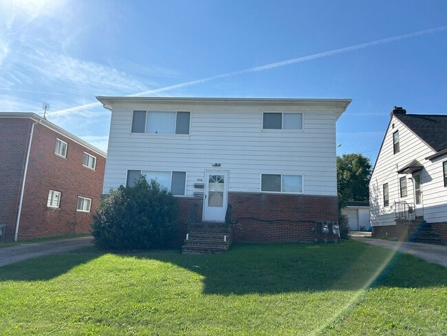 Photo - 7405 Marlborough Ave Unit Up