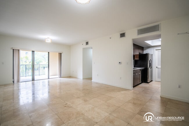 Photo - 300 Majorca Ave