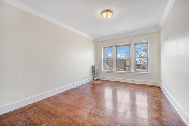 Photo - 2749 N Kilbourn Ave Unit 2