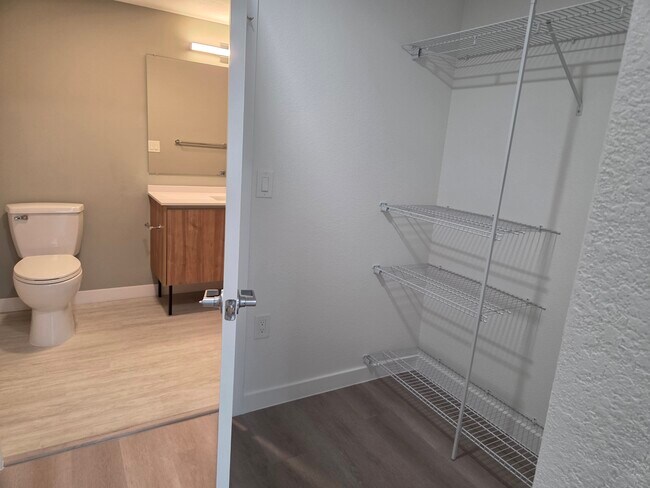 Photo - 830 NW 168th Dr Unit B1