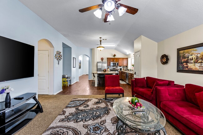 Building Photo - 20418 Canton Trce Rental