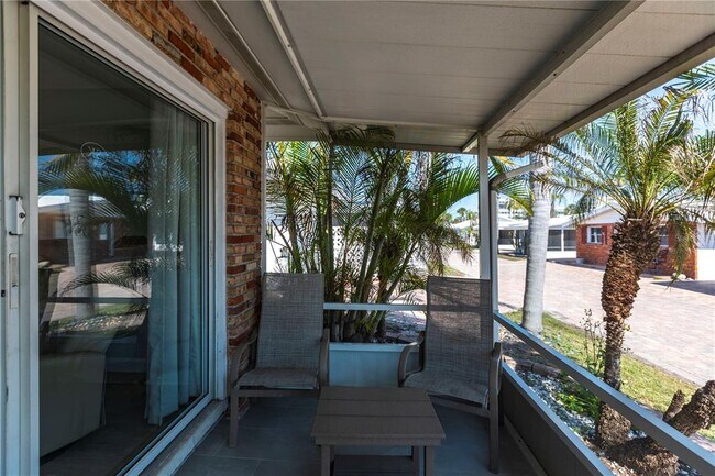 Photo - 6020 Midnight Pass Rd