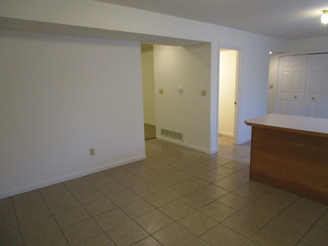 Photo - 4302-4304 Cheryl Ct. Unit 4304 Cheryl Ct.