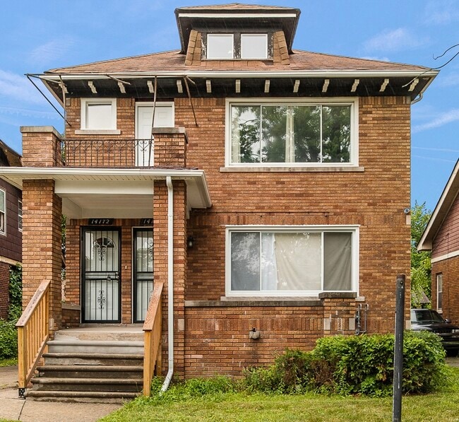 Building Photo - 14170 Strathmoor St Rental
