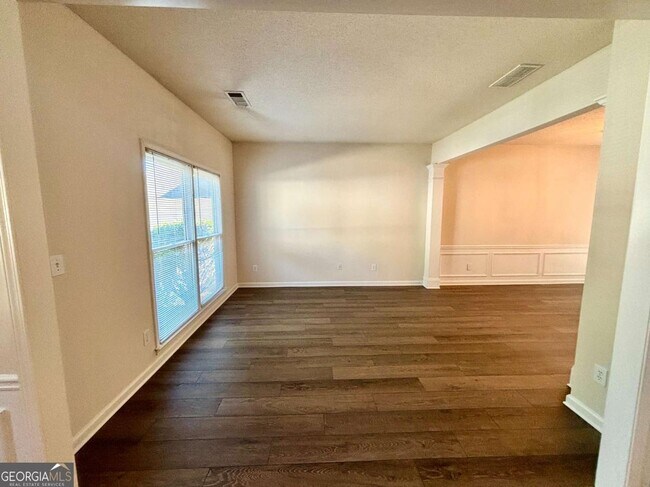 Photo - 10920 Glenbarr Dr