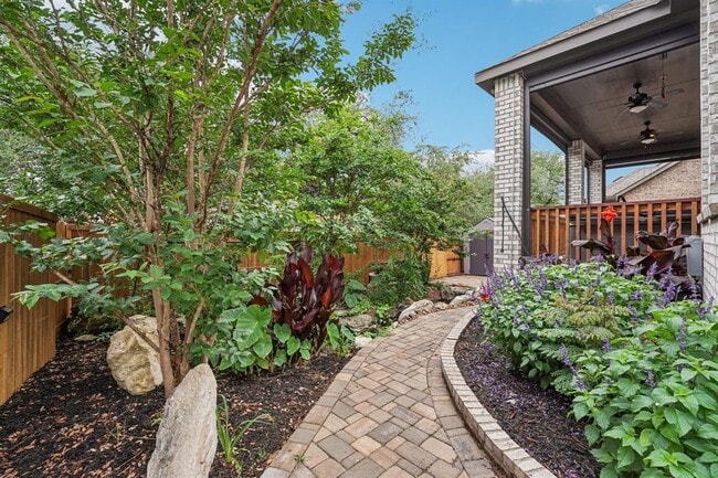 Photo - 197 Left Frk Dr