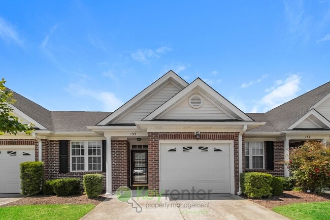 Building Photo - Wilmington - 2 Bdrm, 2 Bath, 2100 Sq Ft, Pet-Friendly