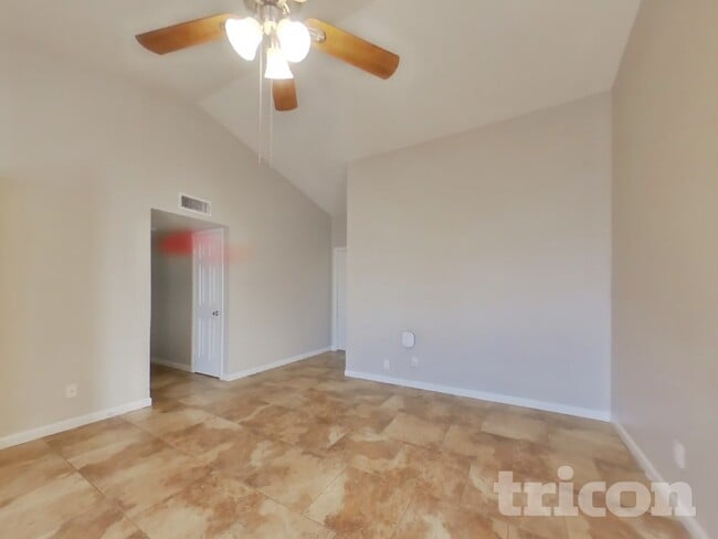 Photo - 6926 W Cameron Dr