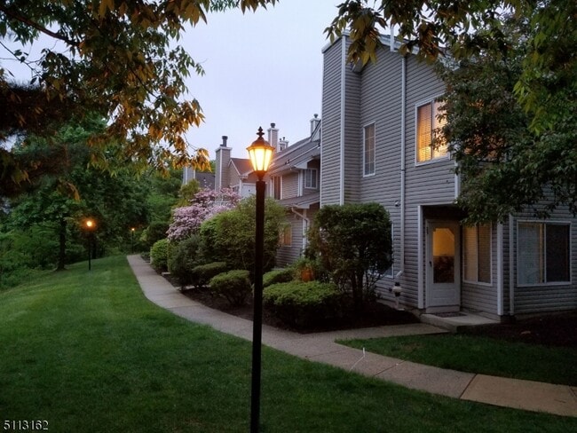 Photo - 25 Stevens Ct