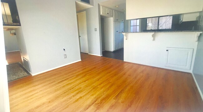 DINING ROOM AREA