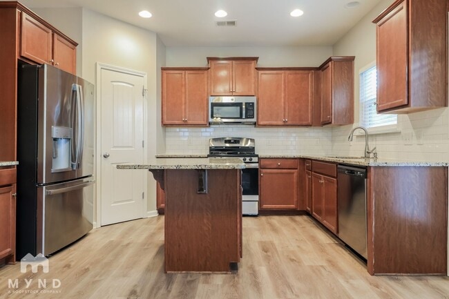 Photo - 41 Minima Ct