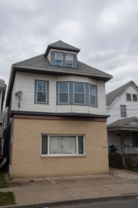 Photo - 124 Grote St