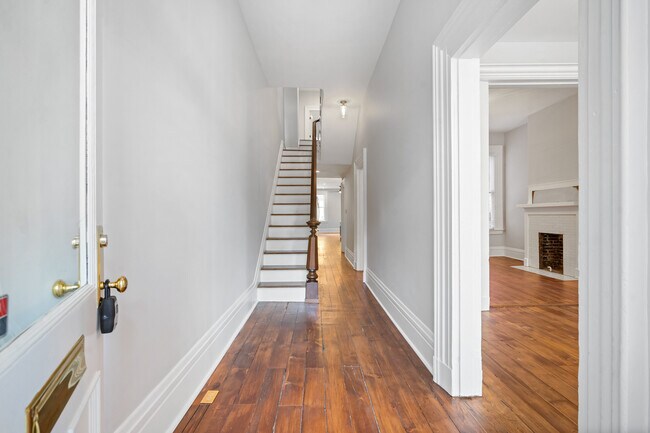 Photo - 832 Western Ave