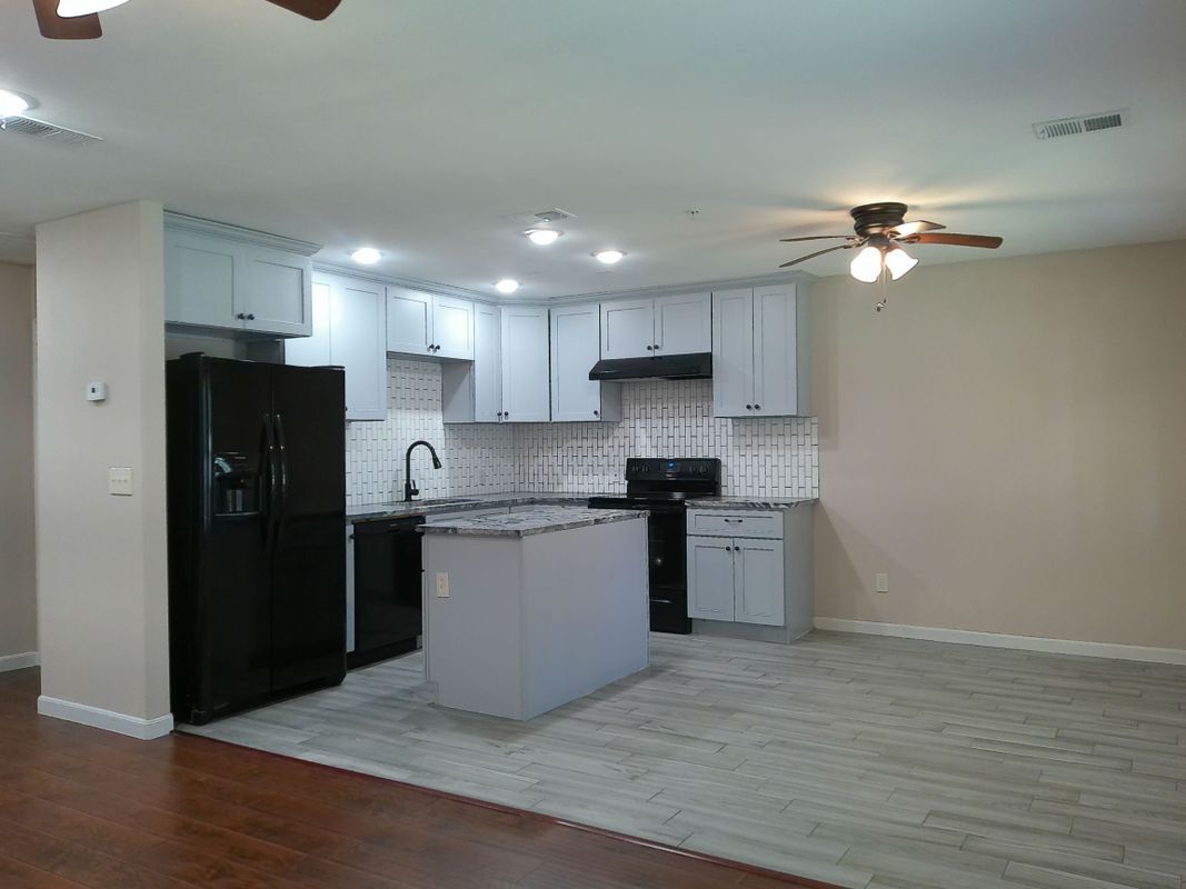 Photo - 22262 Adams St