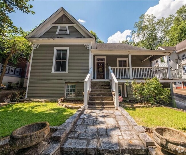 Building Photo - 785 Ashland Ave NE Rental