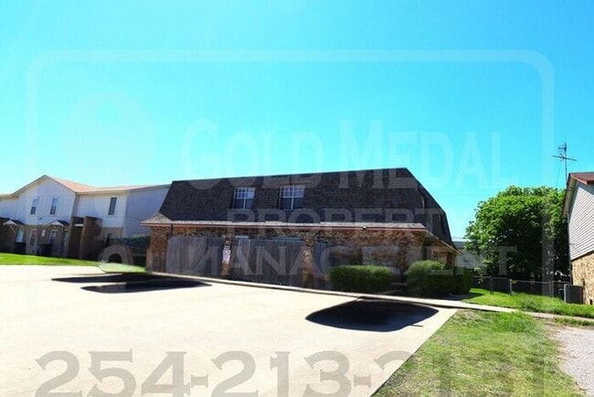 Photo - 3906 Charolais Dr