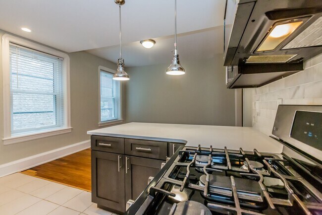 Stonehurst Apartments