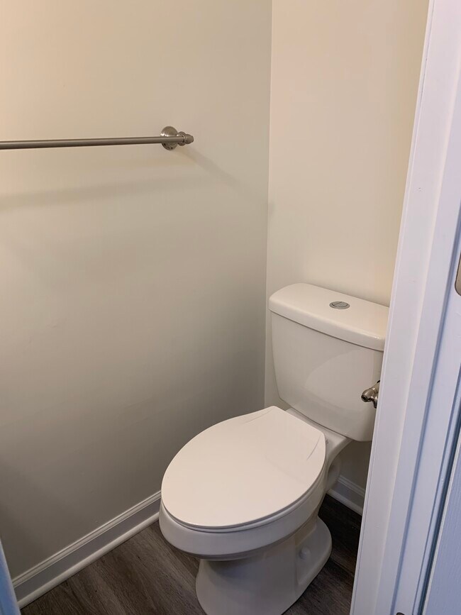 Photo - 5815 Whitfield Ct