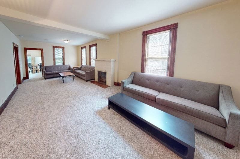 Photo - 319 Catherine St