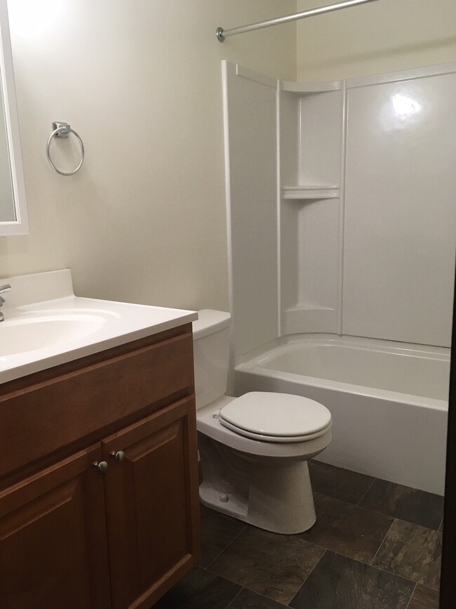 Photo - Hallmark Apartments