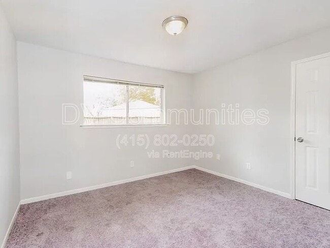 Photo - 11418 Creekhurst Dr