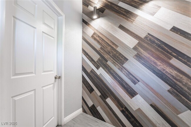 Photo - 7076 Gunslinger St