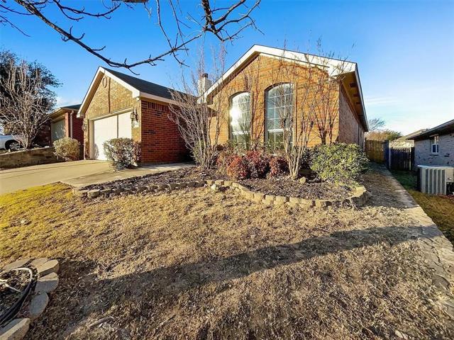 Building Photo - 3916 Big Thicket Dr