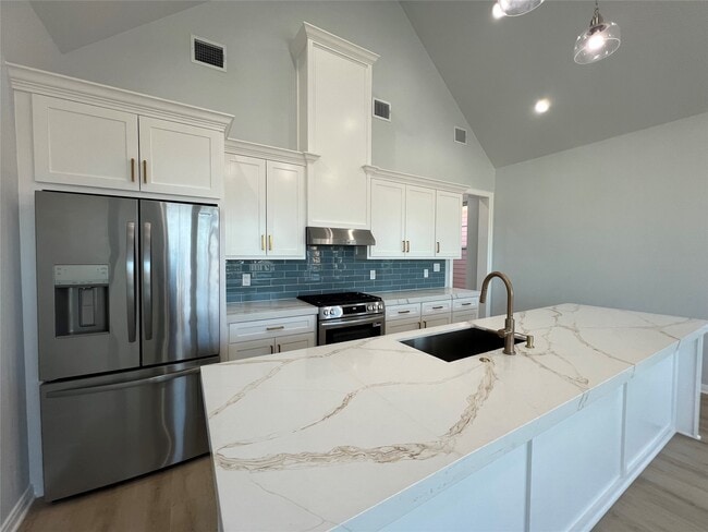 Photo - 1024 62nd St